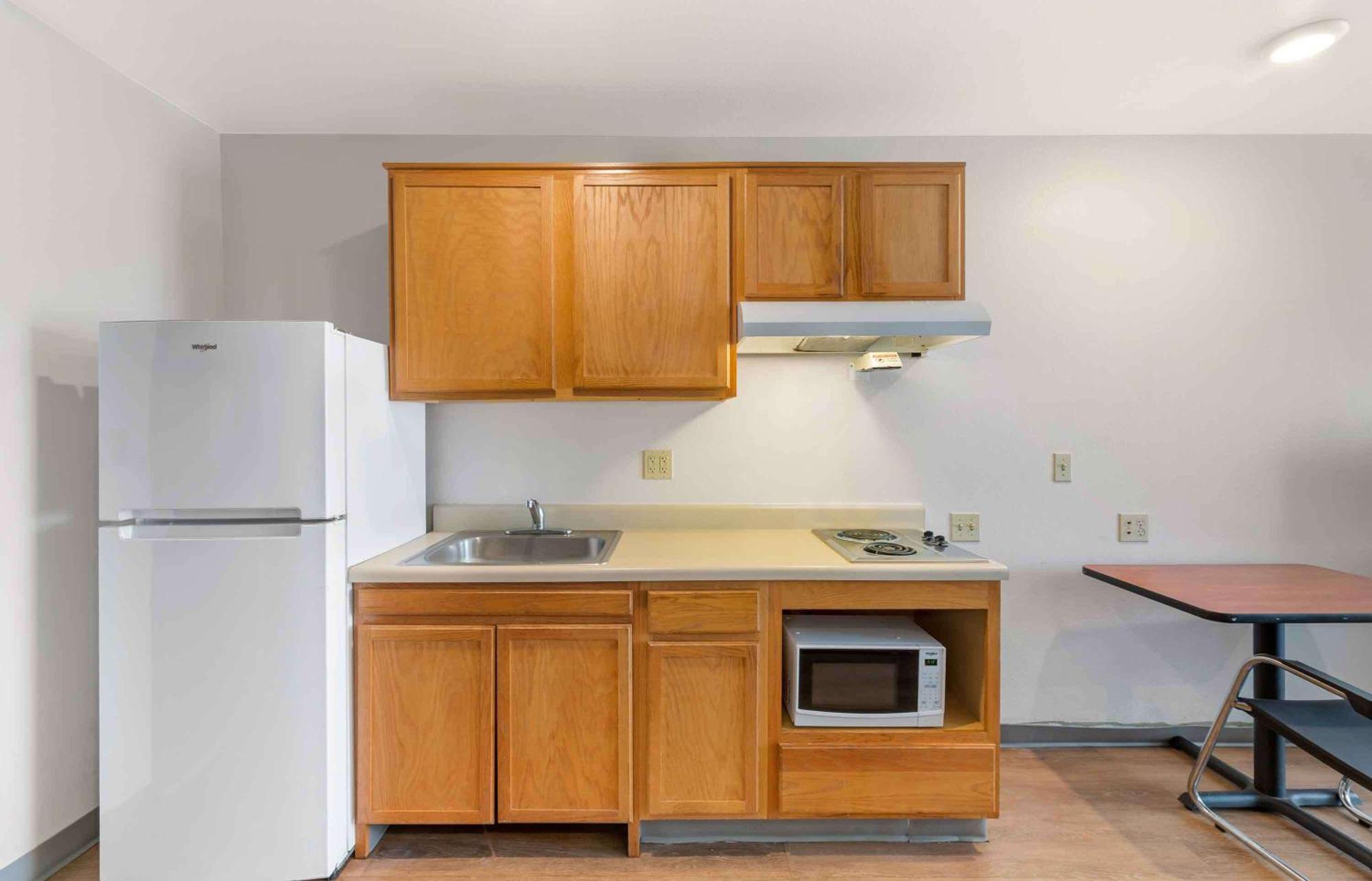 Extended Stay America Select Suites - Cleveland - Avon Exteriér fotografie