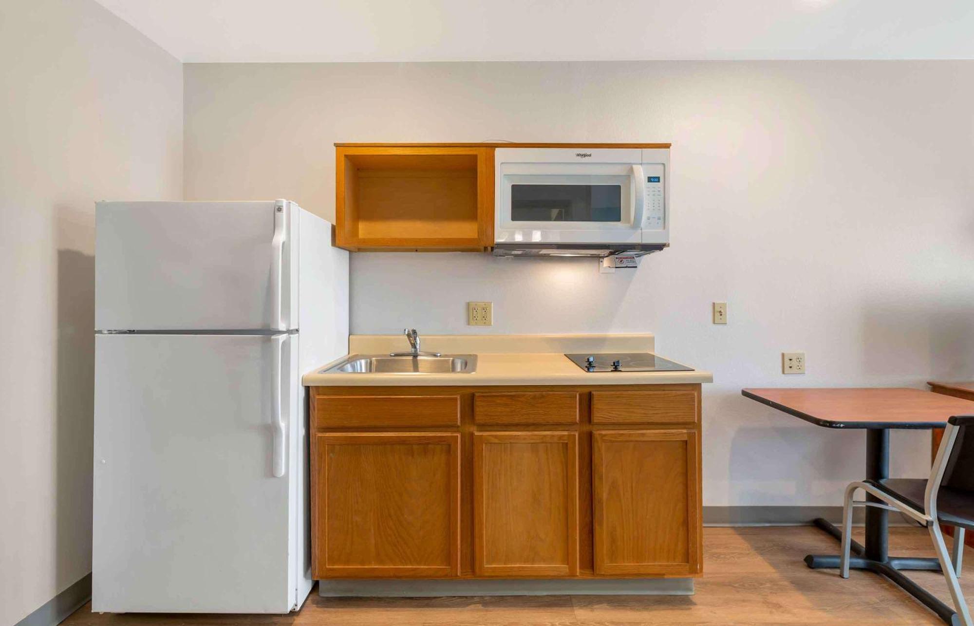 Extended Stay America Select Suites - Cleveland - Avon Exteriér fotografie